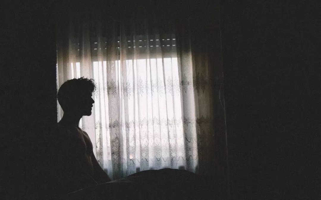 社恐、婚姻危机、患癌……12个孤独的故事